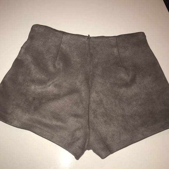 LF envelope shorts - Picture 2 of 3